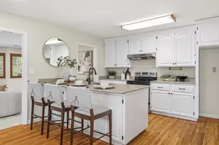 2163 Woodard Rd, San Jose, CA 95124 - Photo 17