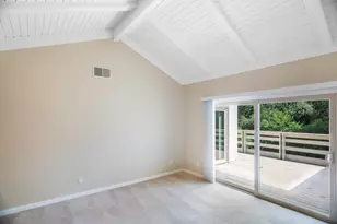 6354 Whaley Dr, San Jose, CA 95135 - Photo 9