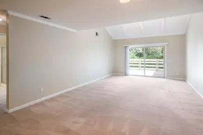 6354 Whaley Dr, San Jose, CA 95135 - Photo 5