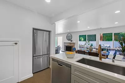 1646 Belleville Way, Sunnyvale, CA 94087 - Photo 13