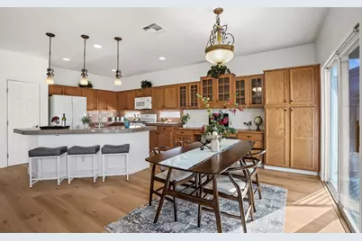 9942 Valderama Way, Sacramento, CA 95829 - Photo 7