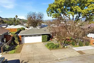 545 W Dunne Ave, Morgan Hill, CA 95037 - Photo 3