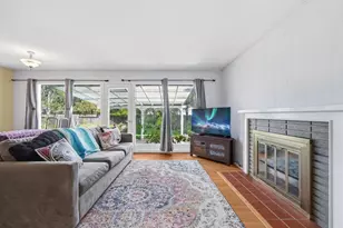 1289 Morningside Dr, Sunnyvale, CA 94087 - Photo 17