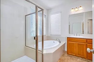 1149 Bellflower Way, Los Banos, CA 93635 - Photo 11