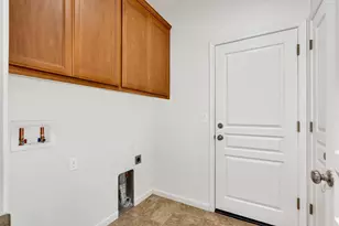 1149 Bellflower Way, Los Banos, CA 93635 - Photo 19