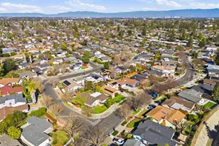 2330 Maximilian Dr, Campbell, CA 95008 - Photo 73