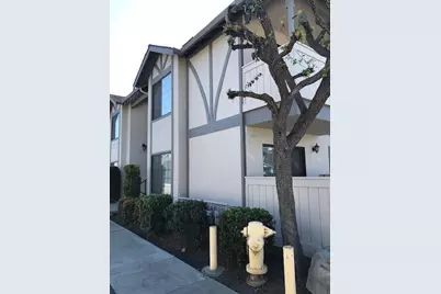 1056 Padre Dr 4, Salinas, CA 93901 - Photo 3