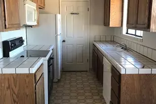 1056 Padre Dr 4, Salinas, CA 93901 - Photo 9
