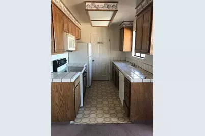 1056 Padre Dr 4, Salinas, CA 93901 - Photo 7