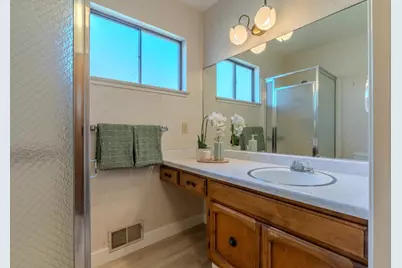 2 Valleywood Ct, Pacifica, CA 94044 - Photo 17