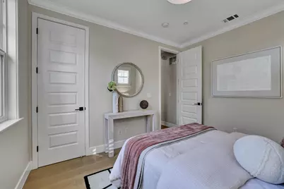 136 Avellino Way, Mountain View, CA 94043 - Photo 27