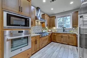 136 Avellino Way, Mountain View, CA 94043 - Photo 13