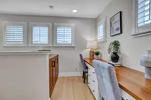 136 Avellino Way, Mountain View, CA 94043 - Photo 33