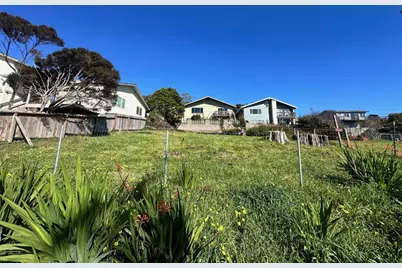 751 Sierra St, Moss Beach, CA 94038 - Photo 5