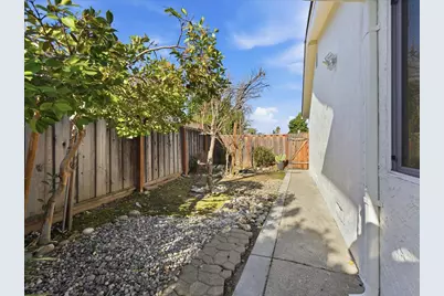 34803 Hollyhock St, Union City, CA 94587 - Photo 35