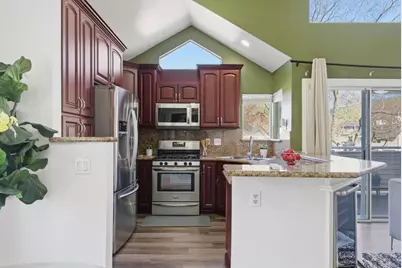 301 Boatswain Ct, Hercules, CA 94547 - Photo 11