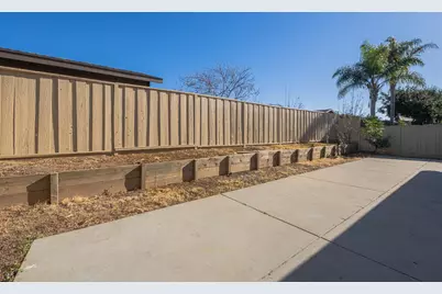 1838 Lancashire Dr, Salinas, CA 93906 - Photo 23