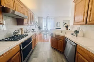 1838 Lancashire Dr, Salinas, CA 93906 - Photo 9