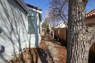 530 Chardonnay Way, Hollister, CA 95023 - Photo 39