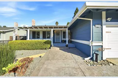 925 Blake Ct, Gilroy, CA 95020 - Photo 3