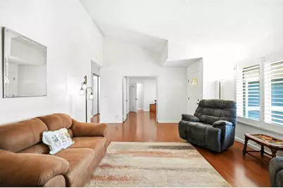 925 Blake Ct, Gilroy, CA 95020 - Photo 7