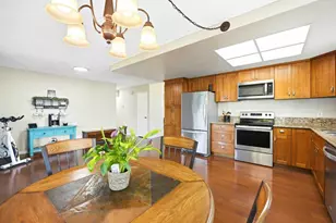 925 Blake Ct, Gilroy, CA 95020 - Photo 11