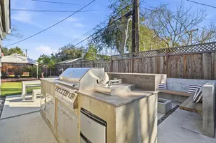 1090 Butte Ct, Sunnyvale, CA 94087 - Photo 39