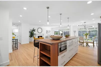 1090 Butte Ct, Sunnyvale, CA 94087 - Photo 19