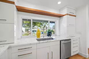 1090 Butte Ct, Sunnyvale, CA 94087 - Photo 17