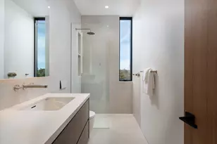 100 New Place Rd, Hillsborough, CA 94010 - Photo 27