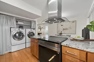 125 Connemara Way 104, Sunnyvale, CA 94087 - Photo 13