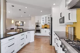 1063 Ginger Ln, San Jose, CA 95128 - Photo 13