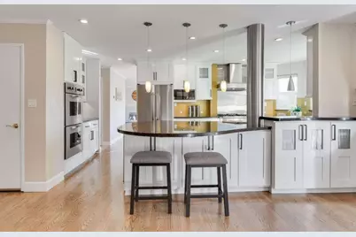 1063 Ginger Ln, San Jose, CA 95128 - Photo 17