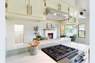 625 Gilroy Dr, Capitola, CA 95010 - Photo 15