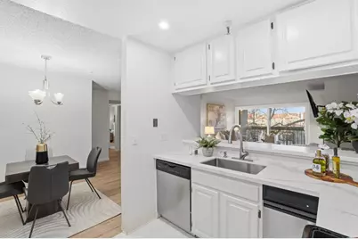 35 W 20th Ave 203, San Mateo, CA 94403 - Photo 13