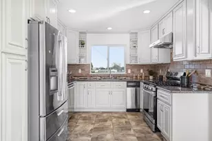 408 Cypress Ave, Millbrae, CA 94030 - Photo 13