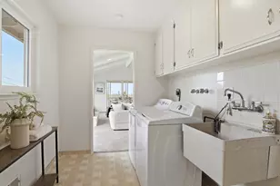 945 Andover Way, Los Altos, CA 94024 - Photo 39