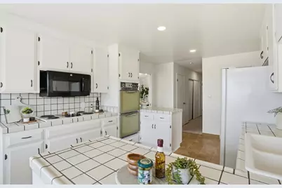 945 Andover Way, Los Altos, CA 94024 - Photo 15