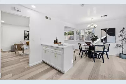 6290 Mahan Dr, San Jose, CA 95123 - Photo 9