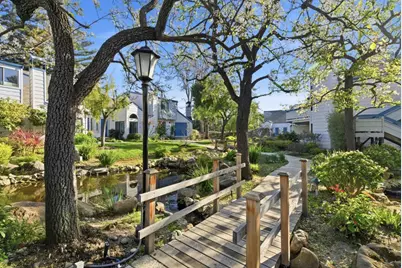 248 Walker Dr 17, Mountain View, CA 94043 - Photo 1