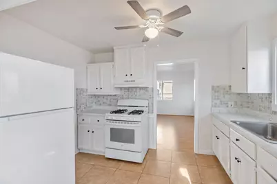 2343 Erickson St, Sacramento, CA 95815 - Photo 7