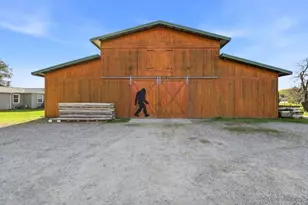 13805 Colony Ave, San Martin, CA 95046 - Photo 37