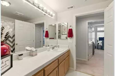 633 Swallowtail Ct, Brisbane, CA 94005 - Photo 21