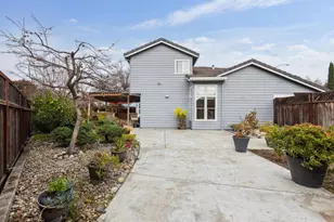 1468 Leaftree Cir, San Jose, CA 95131 - Photo 33