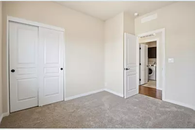 1200 W Winton Ave 203, Hayward, CA 94545 - Photo 21