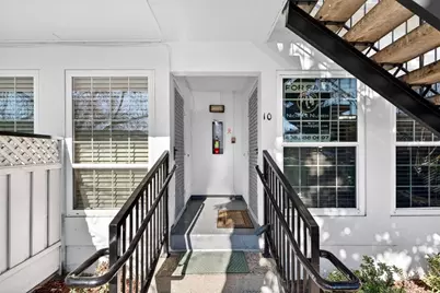 1910 Mount Vernon Ct 10, Mountain View, CA 94040 - Photo 3