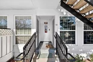 1910 Mount Vernon Ct 10, Mountain View, CA 94040 - Photo 3