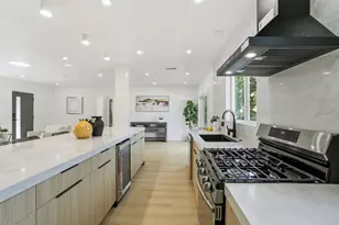 5271 Summit Ave, San Jose, CA 95127 - Photo 17