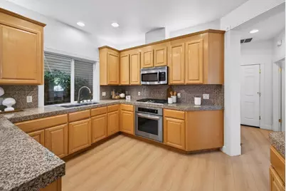 1802 Henning Pl, Santa Clara, CA 95050 - Photo 15