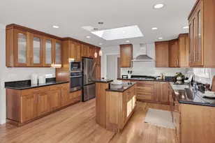 1010 Gest Dr, Mountain View, CA 94040 - Photo 11